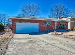 752 N 9th St, Wood River, IL