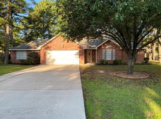 31715 Cottonwood Ln, Magnolia, TX 77355