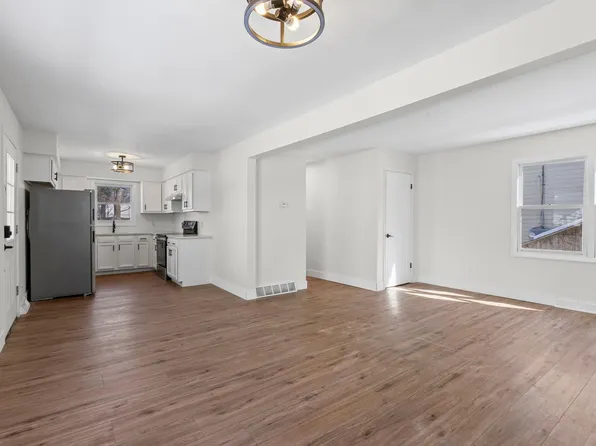 Albany Street 8 Apartments, 1812-1826 Albany St #1820, Schenectady, NY 12304