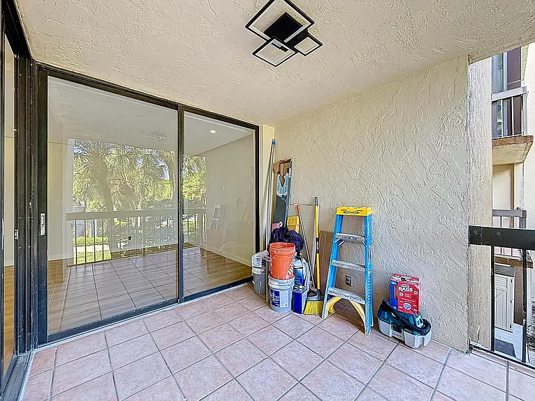 955 Egret Cir #207 — Photo 35