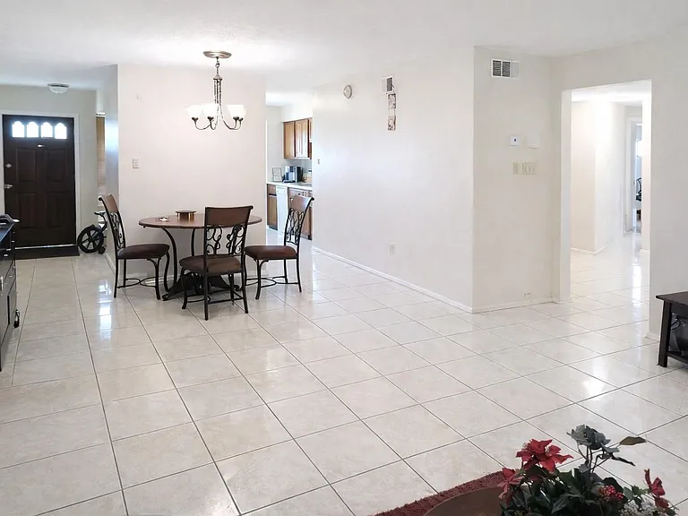 13319 Bafing Dr — Photo 7