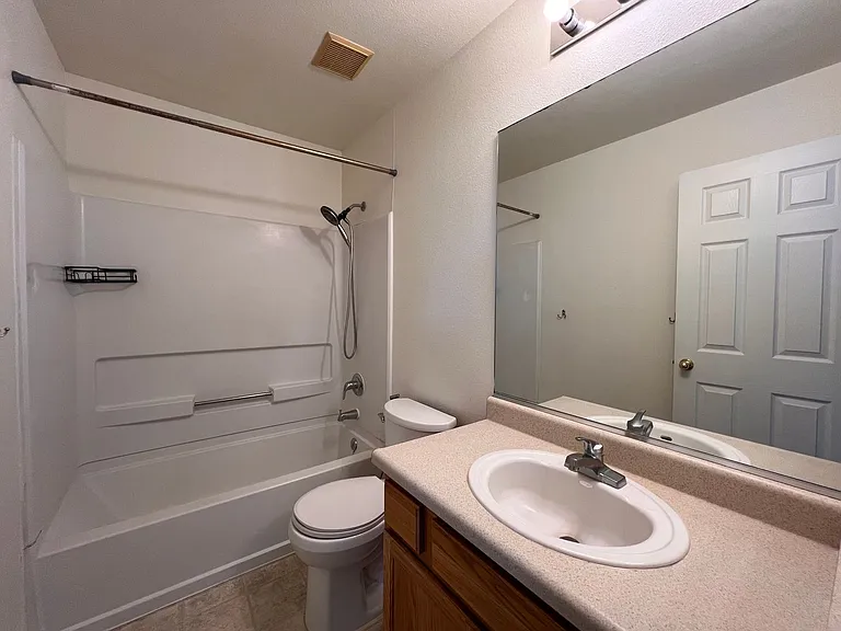 60 Cloud Drive — Photo 16