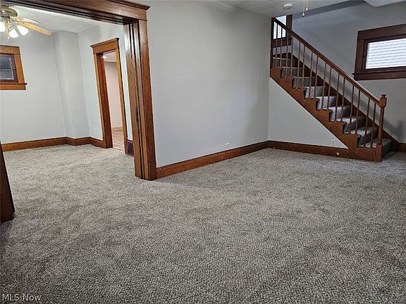 5th image of 1098 Big Falls Ave