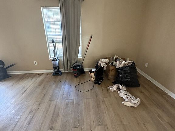 4th image of 1403 blalock #14