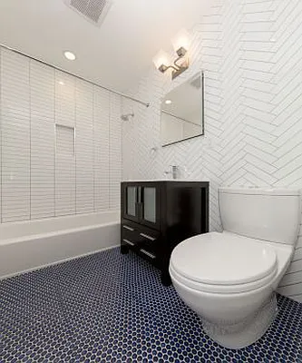 Rented by Avenues Real Estate | media 11