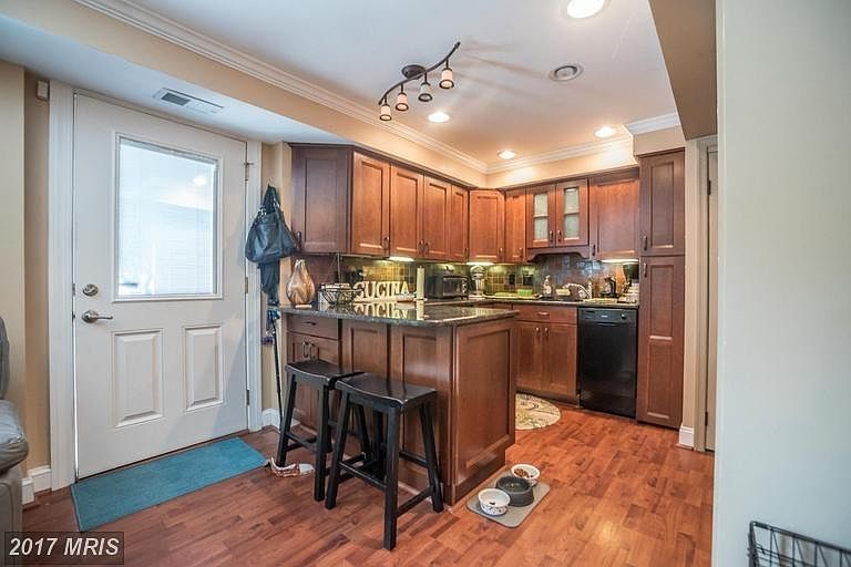 1st image of 4332 Cedarlake Ct