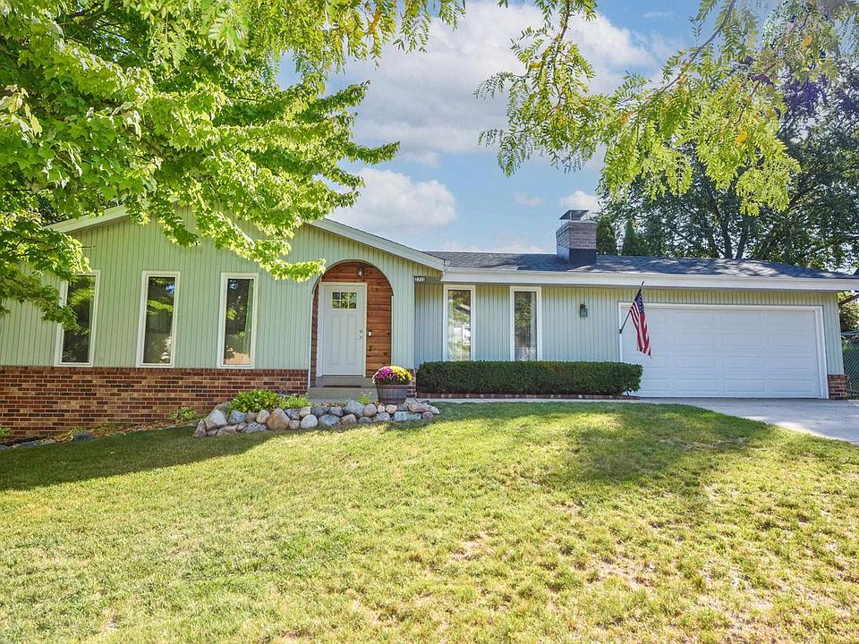 2733 Newcastle Court, Waukesha, WI 53188 Zillow