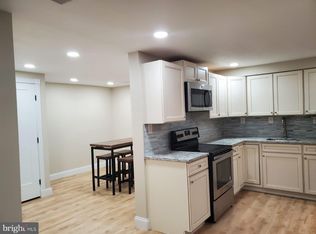 9763 Hellingly Pl #9, Gaithersburg, MD 20886