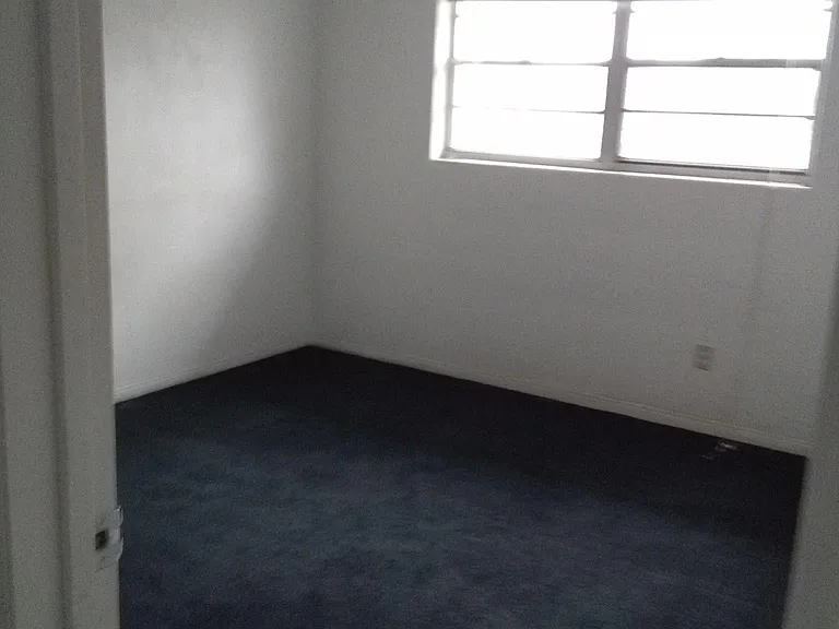 333 Orange Blossom Dr #E — Photo 10