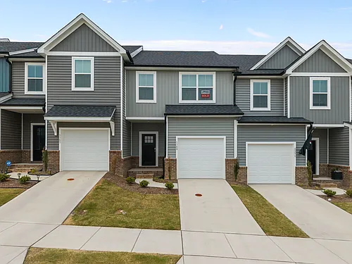 1369 Bessie Ct Photo 1
