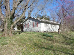 1016 Elm St, Baldwin City, KS 66006