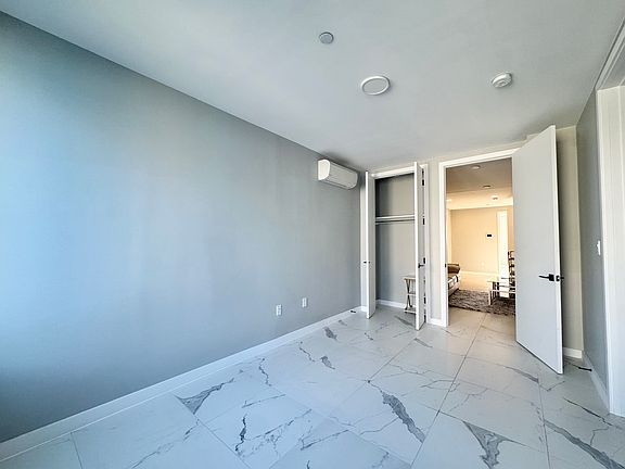 4th image of 824 Classon Ave #6A