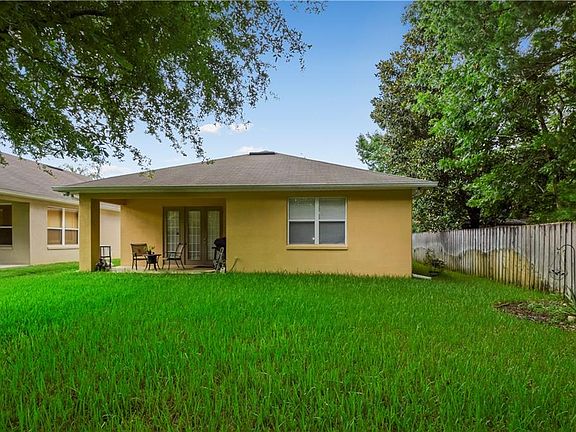 3rd image of 8226 Baywood Vista Dr