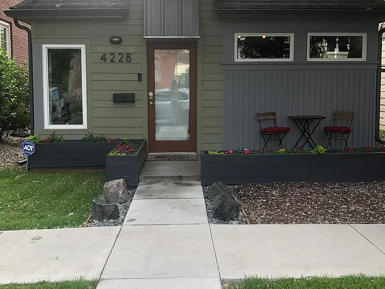 4228 N Raleigh St — Photo 1