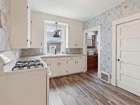 4th image of 511 E Michigan Ave #511A