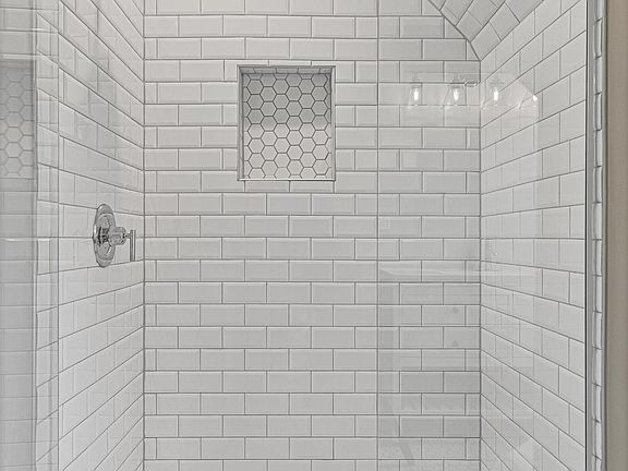 2nd image of 4618 N Avers Ave #3