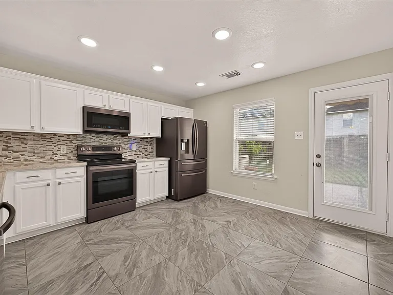 13330 Belvedere Park Ct — Photo 6