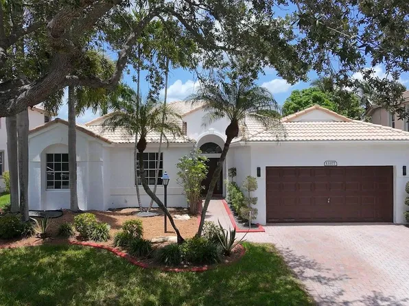 13377 NW 14th St, Pembroke Pines, FL 33028