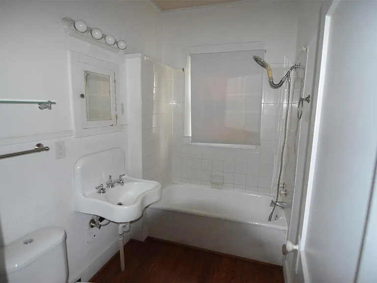 321 Dorchester St — Photo 10