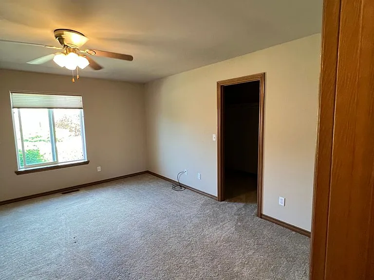105 W Annie Pl — Photo 6
