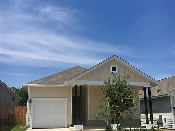 3rd image of 301 Michaelis Dr