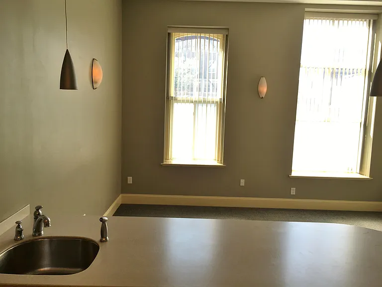 40 Hanover St #40 — Photo 19