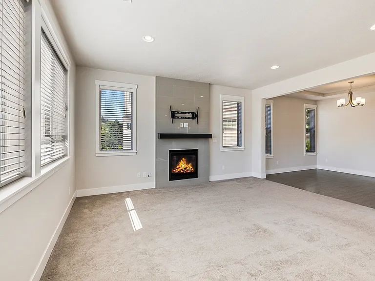Living room & Dining