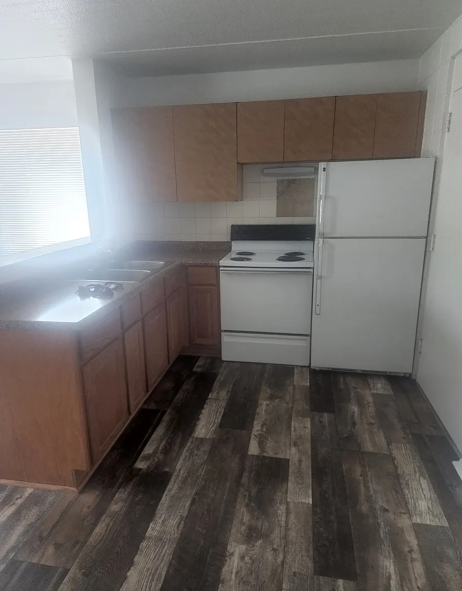 9129 W National Ave — Photo 1