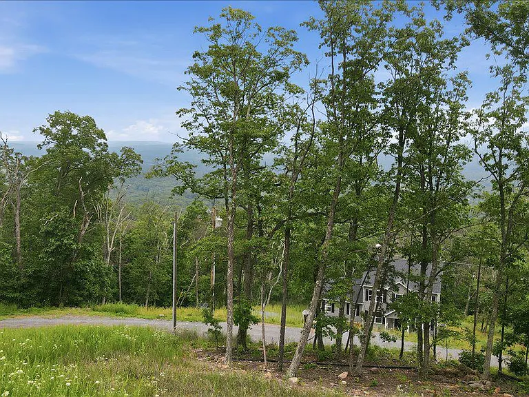 1617 Tomahawk Trl — Photo 42