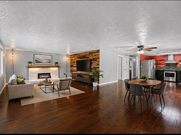 3rd image of 113 Houston Rd