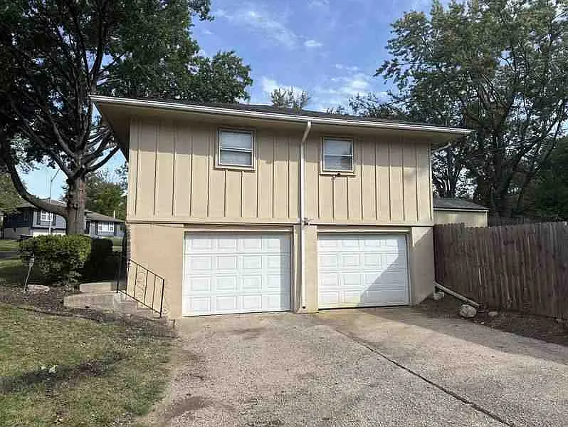 3 bed, 1456 sqft, $2,250 — Photo 3