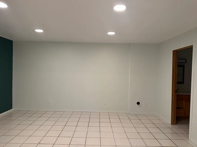 6671 Lawlor Cir — Photo 15