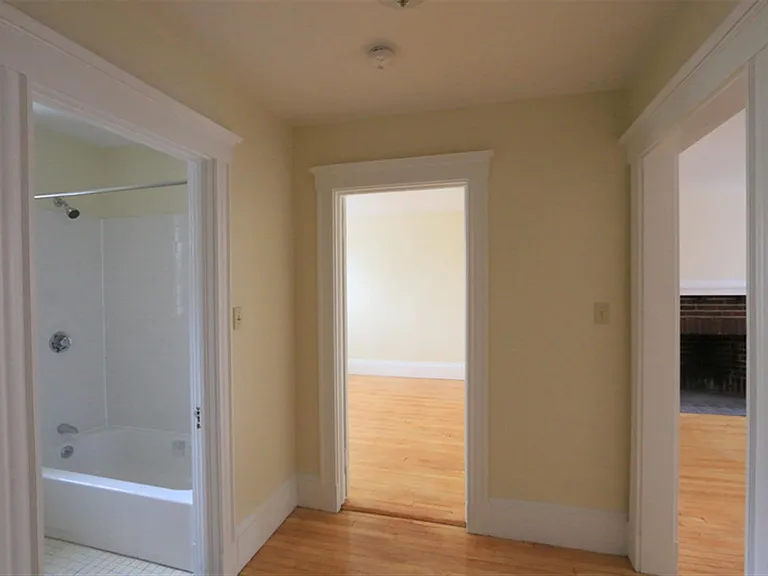 8 Craigie St #3 — Photo 11