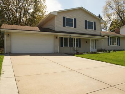 746 Belmont Ln E, Maplewood, MN, 55117