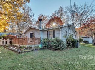 688 Allens Creek Rd, Waynesville, NC 28786
