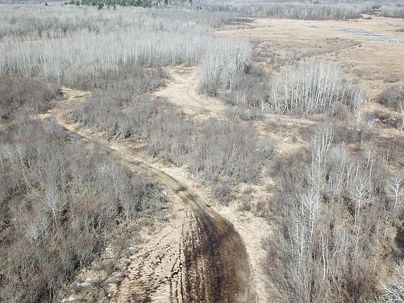 5th image of Basswood Rd