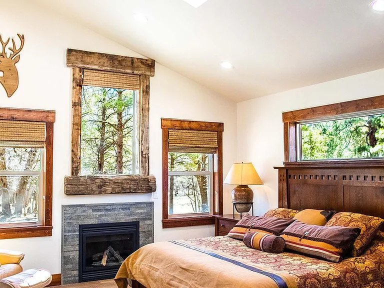 Bedroom 2. Skylight with the forest view.