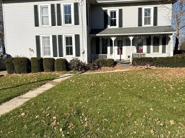 414 W Main St, Bradford, IL 61421