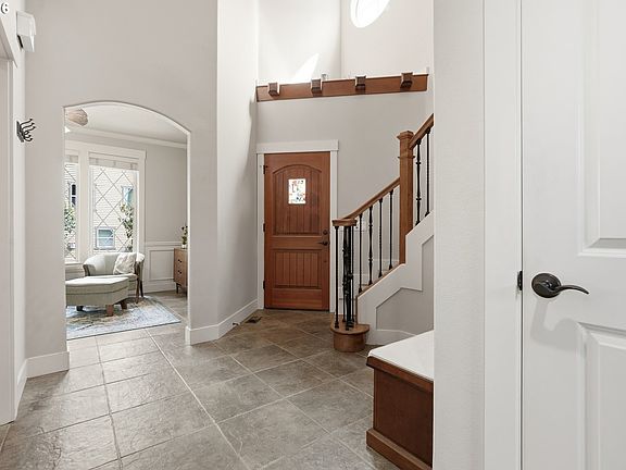 3rd image of 13405 SW Deergrove Ln