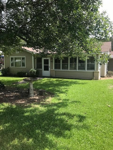 1st image of 2705 Trent Road