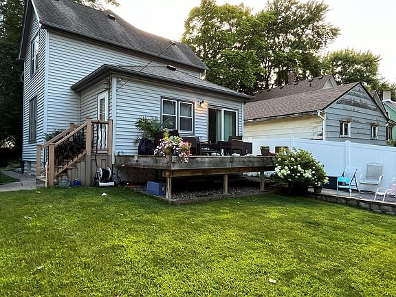 2nd image of 1638 Evans Ave