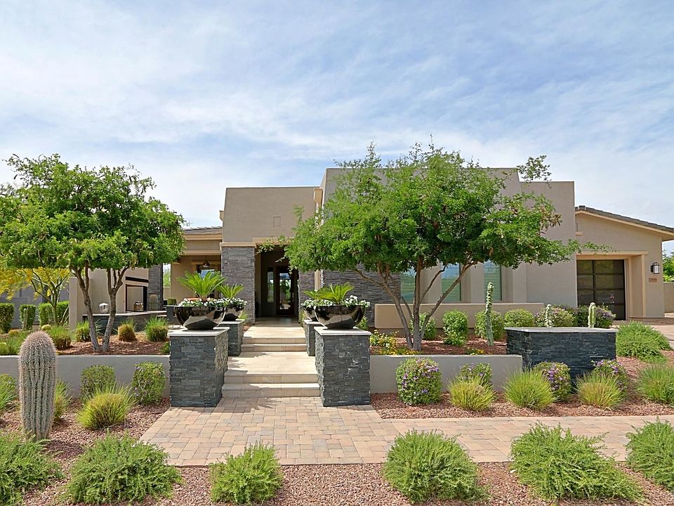1st image of 37250 NW Greythorn Cir
