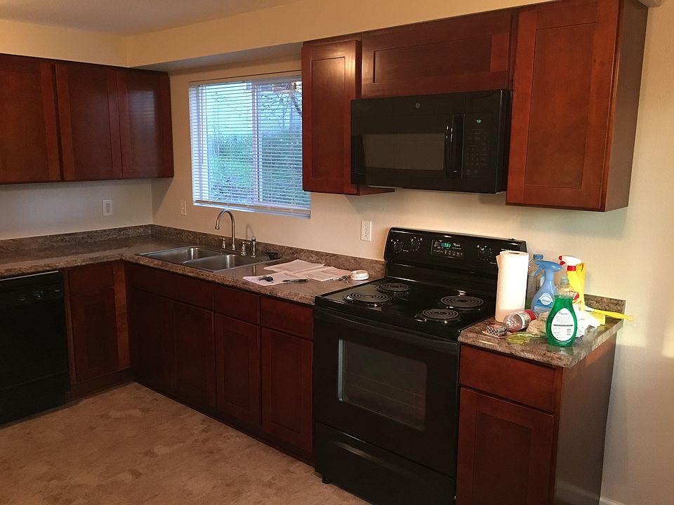 1st image of 6118 Kenwood Dr