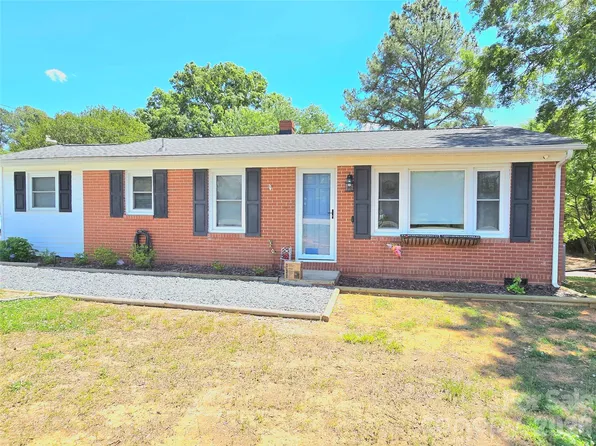 40582 Old Cottonville Rd, Norwood, NC 28128