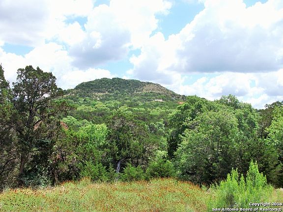 4th image of 5351 Chimney Rock