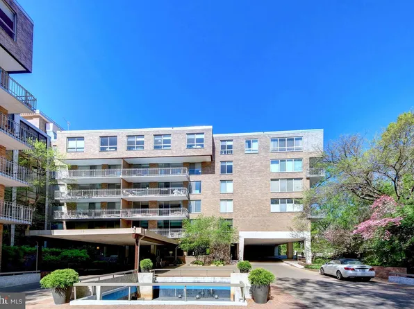4100 Cathedral Ave NW #805, Washington, DC 20016