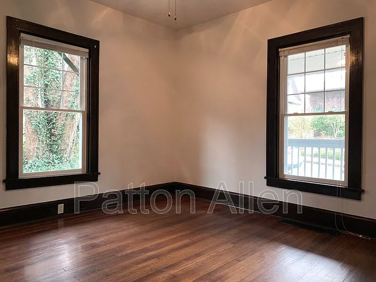 16 Hillside St #A — Photo 14