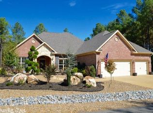 15 Arturo Ln, Hot Springs Village, AR 71909