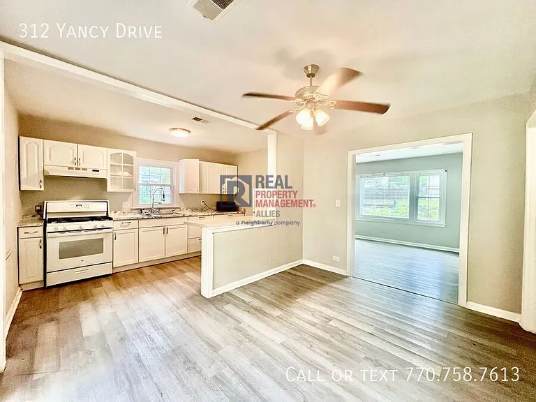 312 Yancy Dr SE — Photo 6