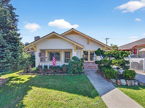 2nd image of 7429 Alexander St